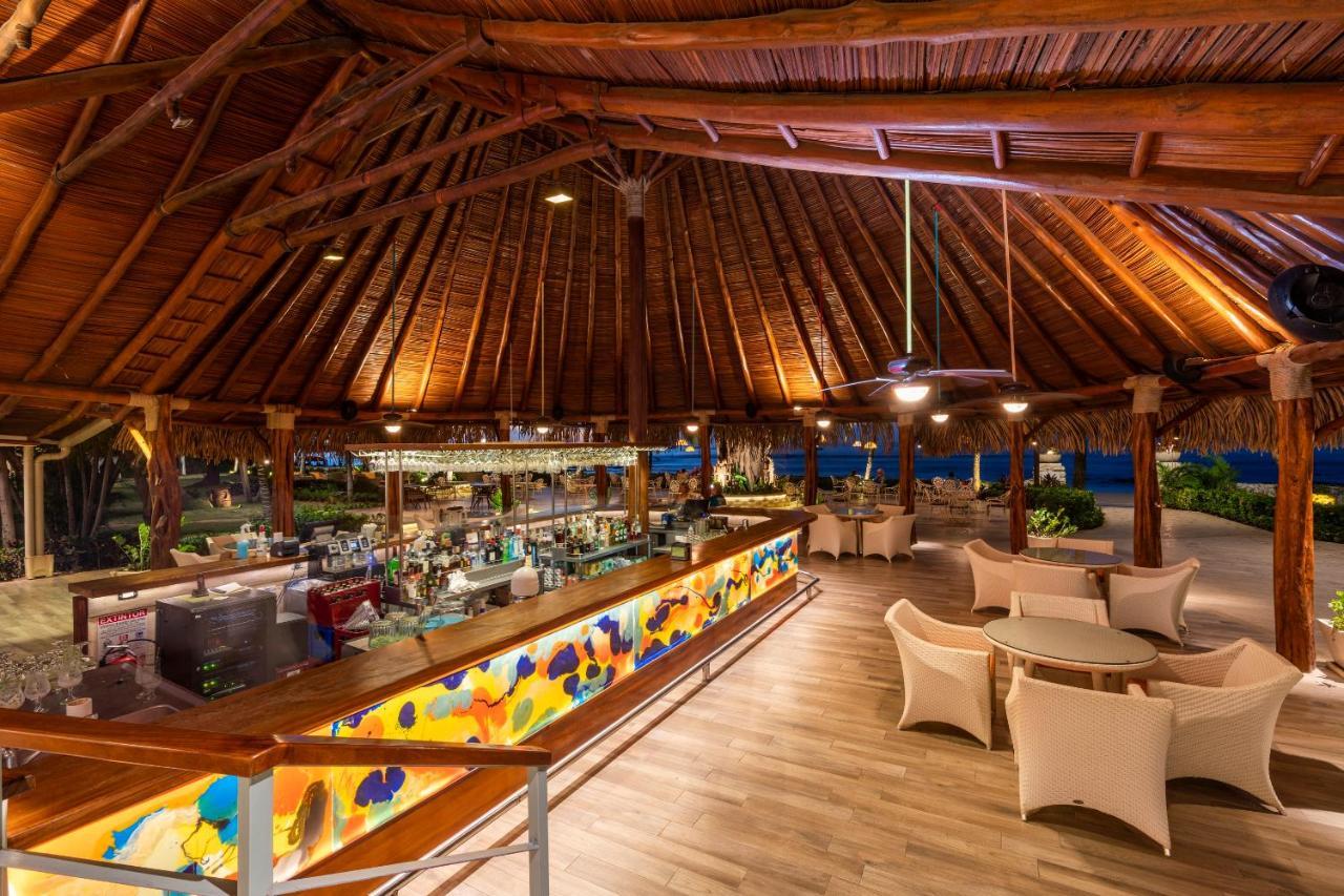 Hotel Tamarindo Diria Beach Resort Екстер'єр фото
